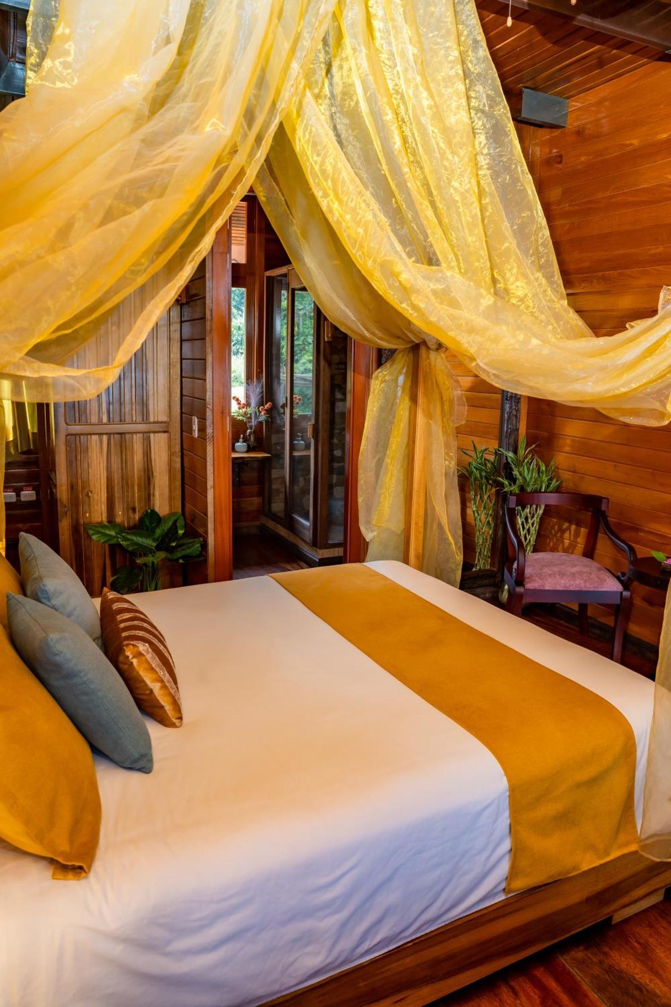Heimatlos Amazon Lodge ปูโย ภายนอก รูปภาพ