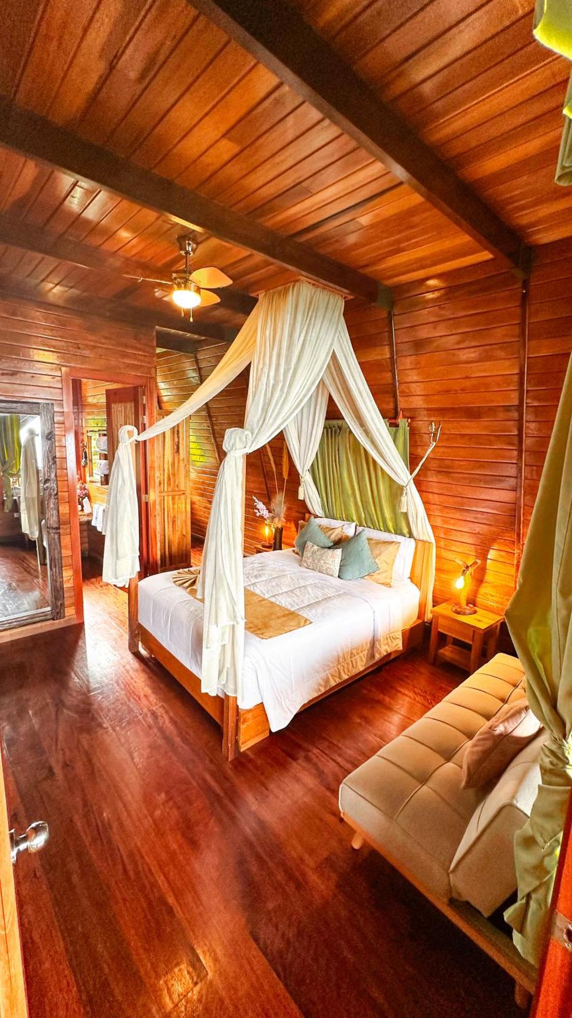 Heimatlos Amazon Lodge ปูโย ภายนอก รูปภาพ